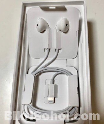 Apple Headphones (Iphone Xs Max)